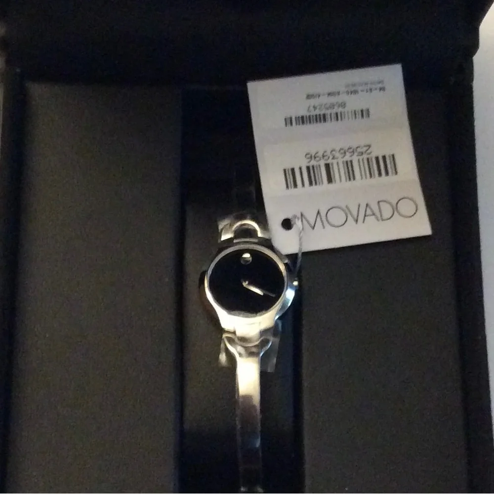 Movado lmovado bangle